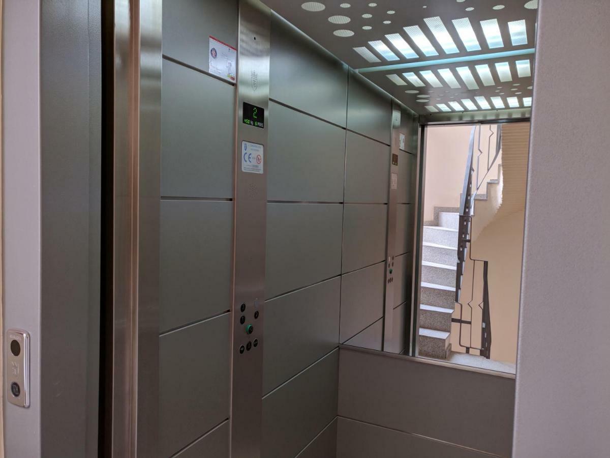 Hin17 Estudio 3 Malaga Bagian luar foto